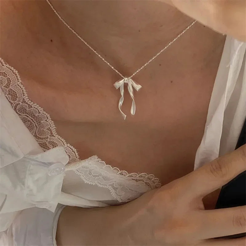 Exquisite Clavicle Chain Elegant Bow Pendant Necklace for Women Girls Temperament Collar Chains Necklaces Korean Fashion