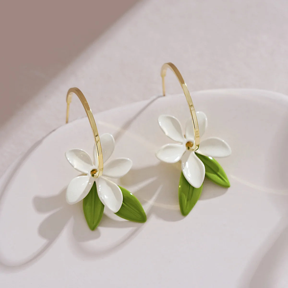 Green Flower Stud Earrings Crystal Dangle Earrings for Women Cute Zircon Flower Clip Light Luxury Casual Party Jewelry Gifts