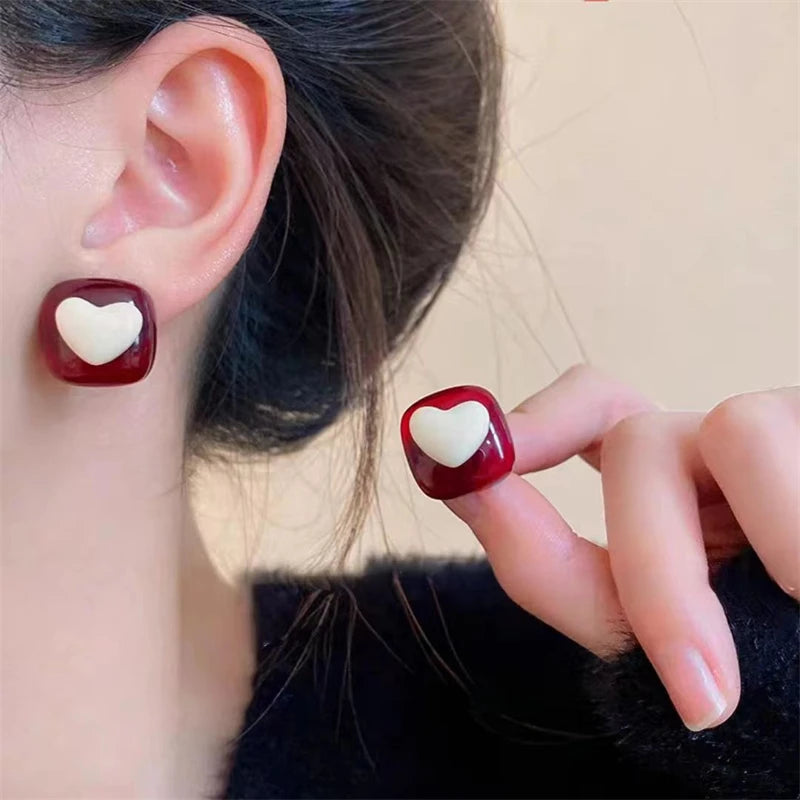 Vintage Red Enamel Round Heart Geometric Stud Earrings For Women Luxury Imitation Pearl Square Weddings Earring Jewelry Gift
