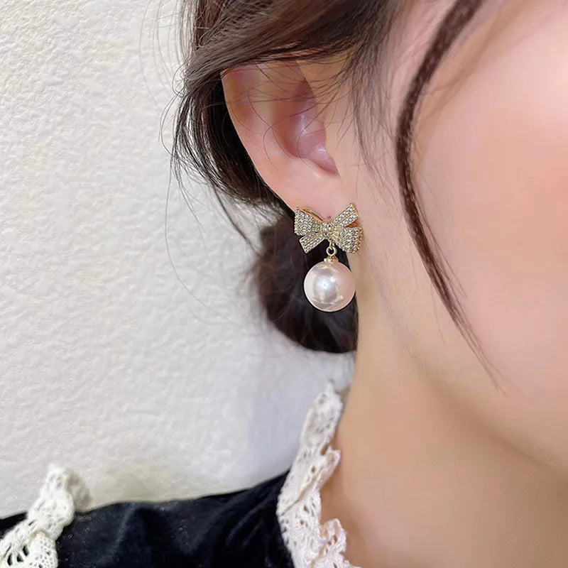 New Fashion Korean Crystal Bow Drop Earrings White Red Round Imitation Pearl Dangle Earrings for Women Elegant Party Jewelry