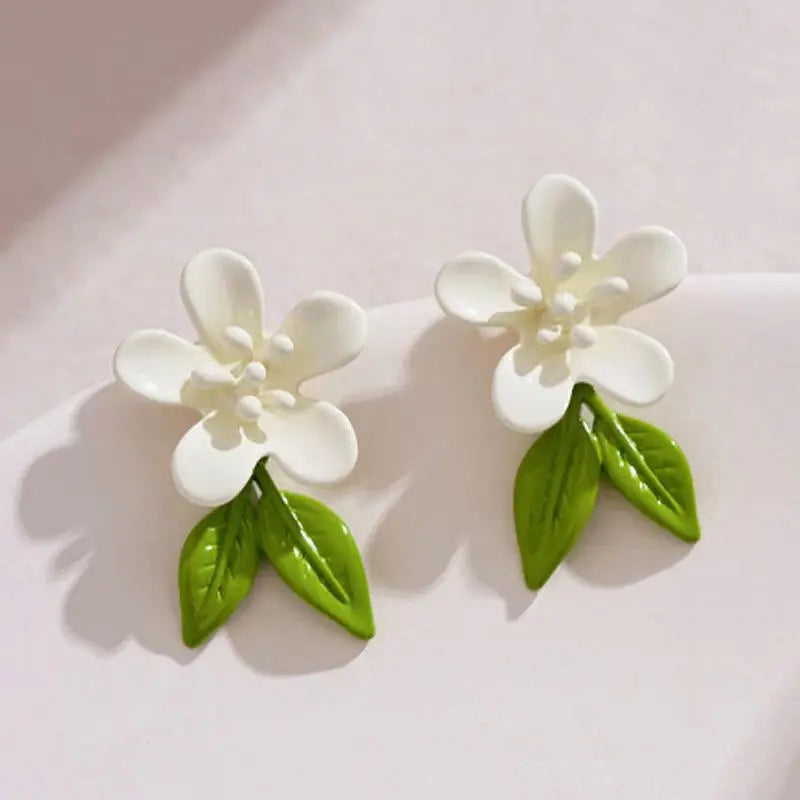 Green Flower Stud Earrings Crystal Dangle Earrings for Women Cute Zircon Flower Clip Light Luxury Casual Party Jewelry Gifts