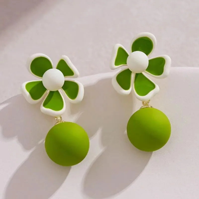 Green Flower Stud Earrings Crystal Dangle Earrings for Women Cute Zircon Flower Clip Light Luxury Casual Party Jewelry Gifts