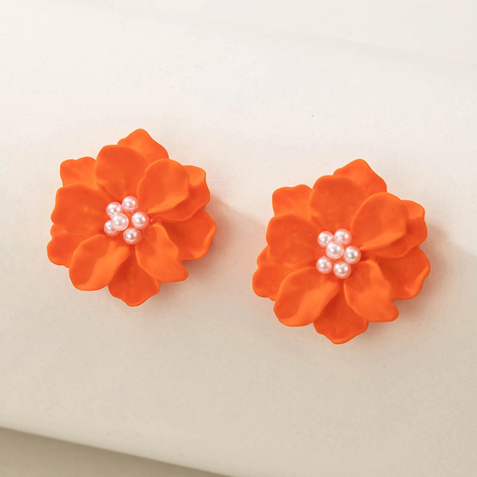 Trendy Camellia Stud Earring Exaggerated Versatile Flower Earrings For Women Summer Outdoor Ear Decoration Accessories 1 Pair