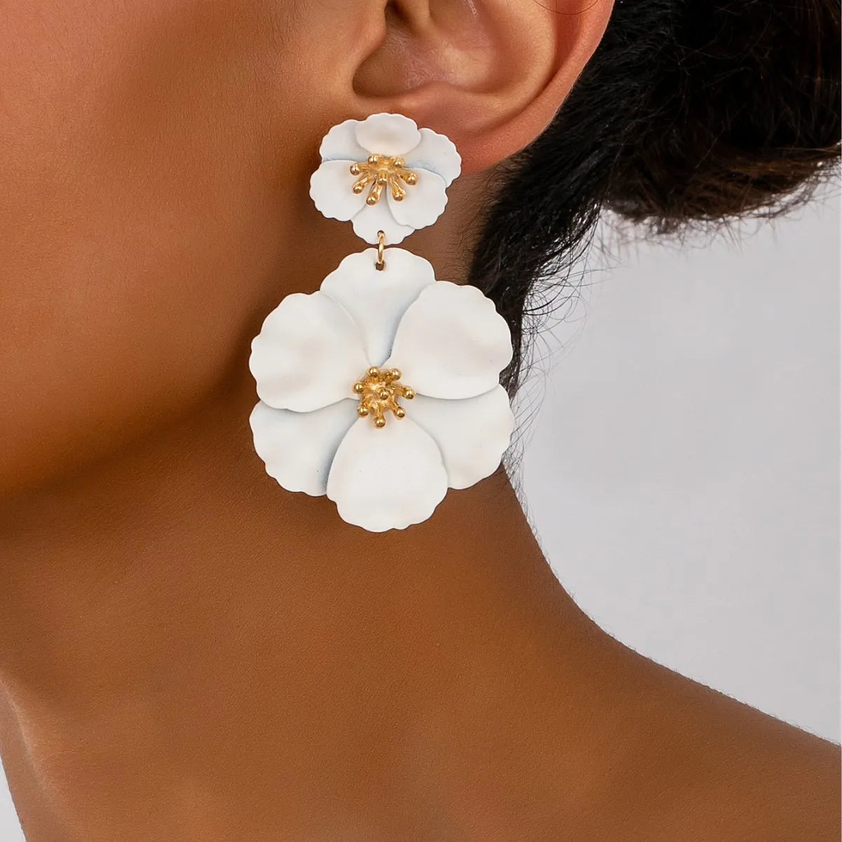 Women Fuchsia Flower Drop Earrings Fashion Jewelry Vintage Temperament Sweet Flower Dangle Earring for Women Holiday Bridal