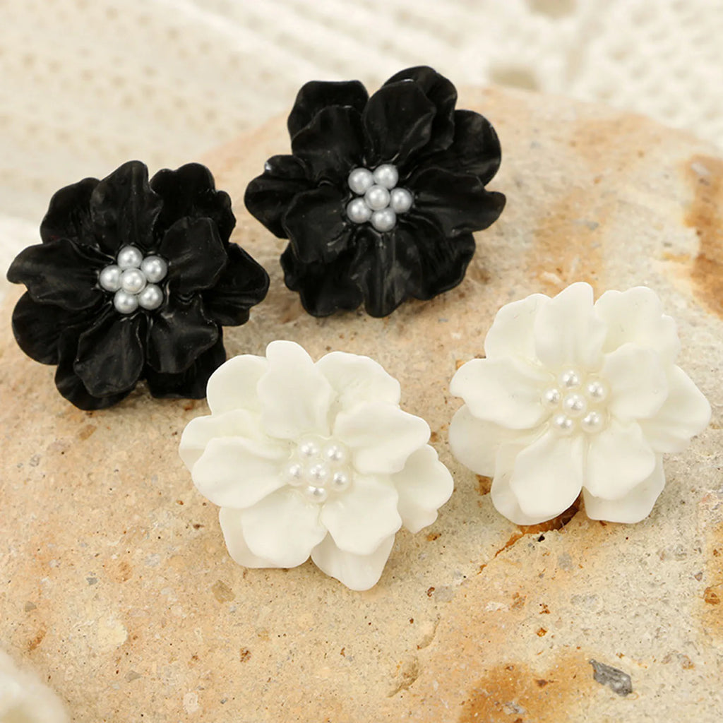 Trendy Camellia Stud Earring Exaggerated Versatile Flower Earrings For Women Summer Outdoor Ear Decoration Accessories 1 Pair