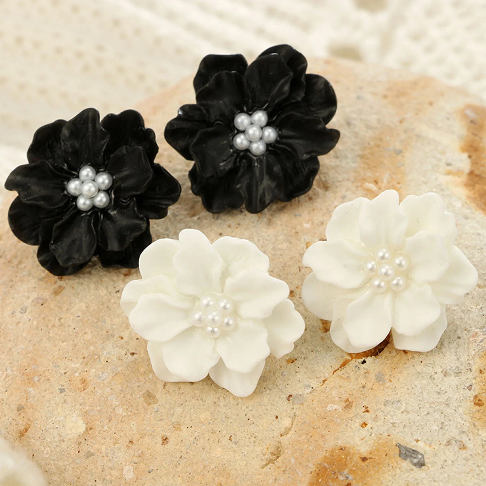 Trendy Camellia Stud Earring Exaggerated Versatile Flower Earrings For Women Summer Outdoor Ear Decoration Accessories 1 Pair